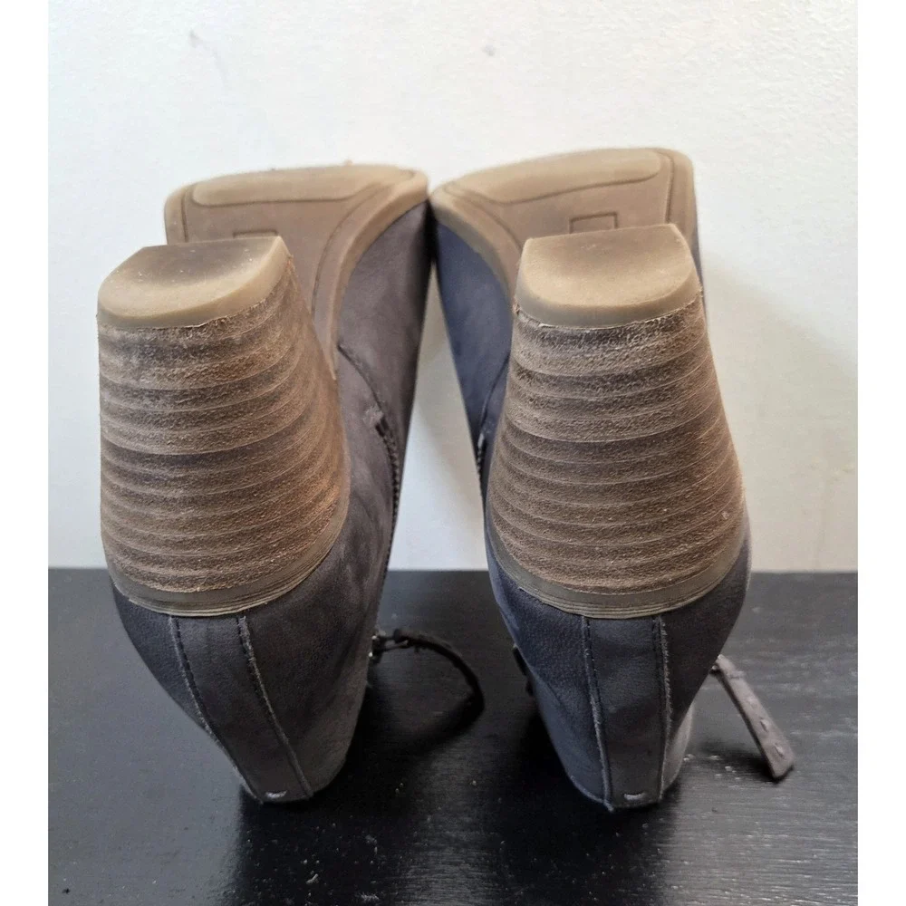 Frye Women's Judith Double Zip Grqy Ankle Booties, Size 7.5 M, 2.5